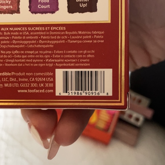 Too Faced Cinnamon Swirl Eyeshadow Palette - Picture 4 of 4